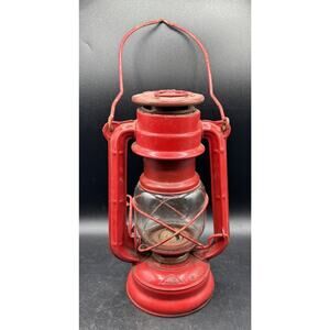 Vintage Red HILCO NO. 400 Kerosene Oil Lantern Original Globe -2